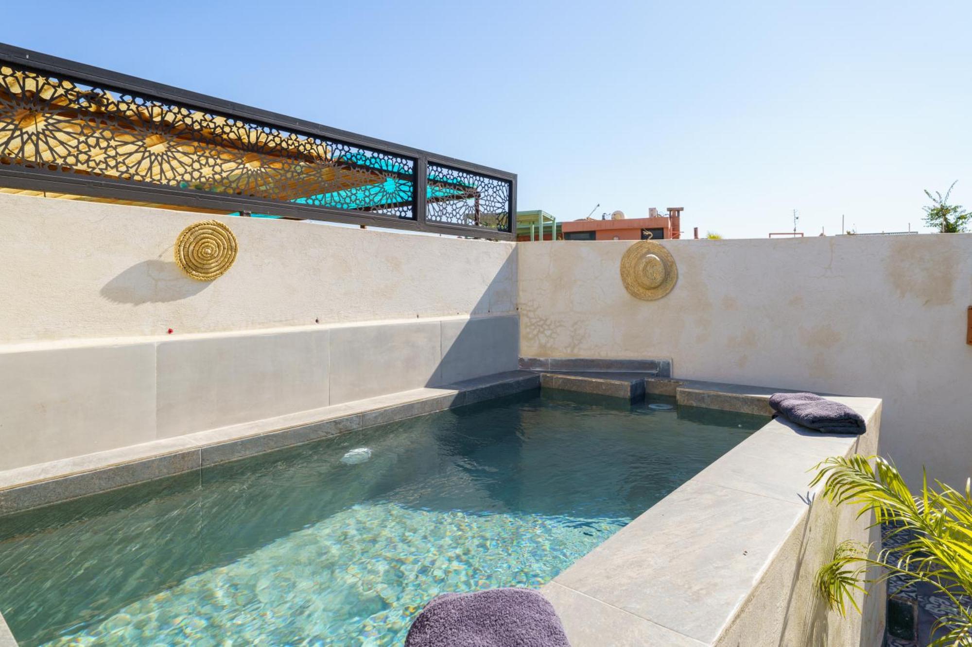 Riad 4 Chambres - Piscine & Petit Dejeuner Gratuit - Wifi Fibre Optique Marrakesch Exterior foto