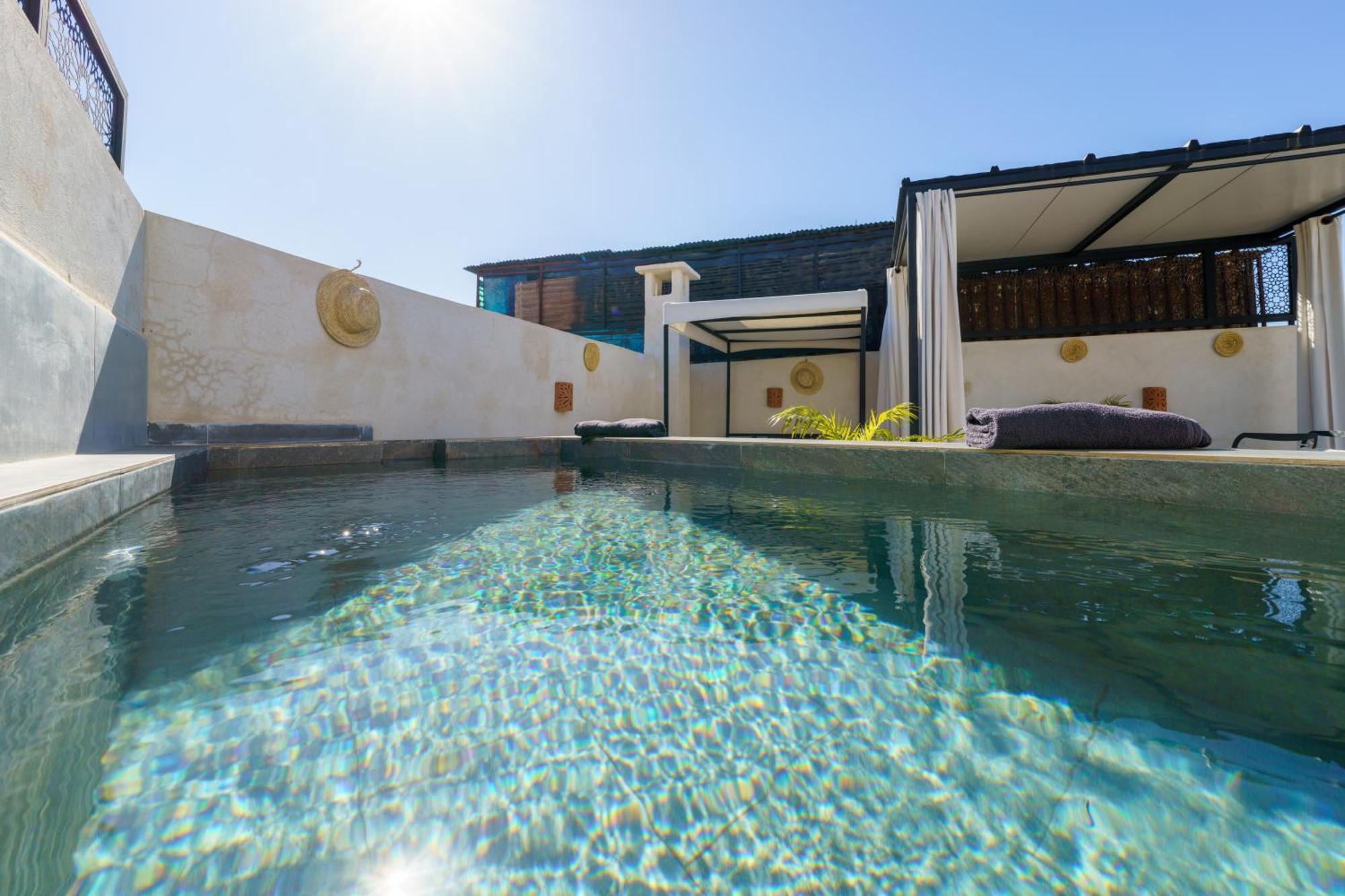 Riad 4 Chambres - Piscine & Petit Dejeuner Gratuit - Wifi Fibre Optique Marrakesch Exterior foto