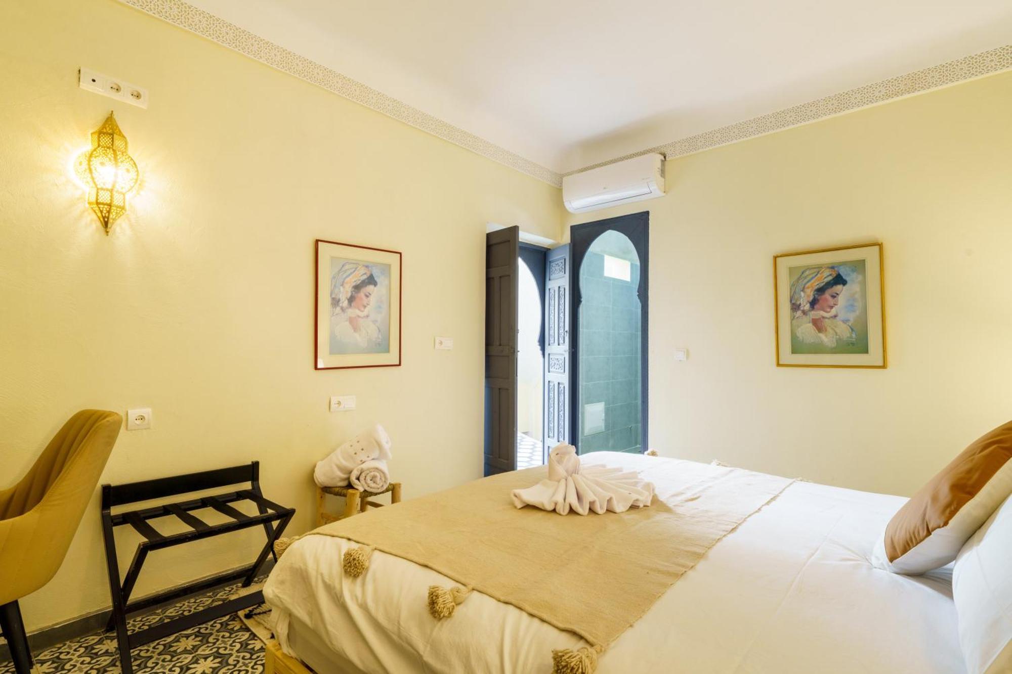 Riad 4 Chambres - Piscine & Petit Dejeuner Gratuit - Wifi Fibre Optique Marrakesch Exterior foto