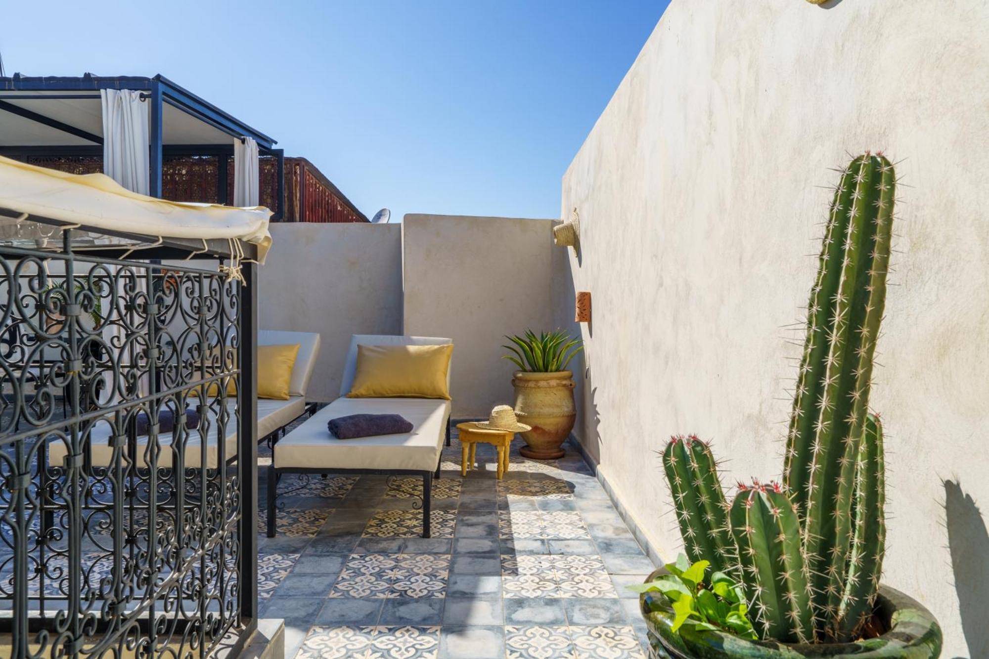 Riad 4 Chambres - Piscine & Petit Dejeuner Gratuit - Wifi Fibre Optique Marrakesch Exterior foto